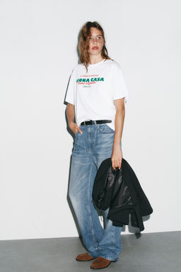 T-SHIRT WITH TEXT PRINT - Zara фото 2