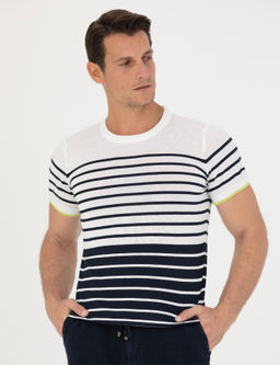 Beyaz Slim Fit Bisiklet Yaka Triko T-Shirt