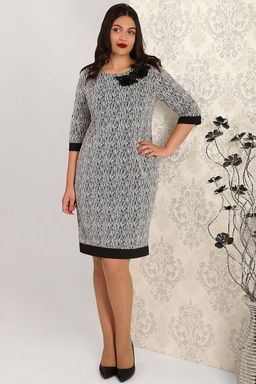 Платье полуприлегающее больших размеров