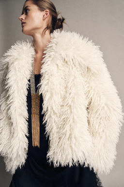 CONTRAST FRINGED NECKLACE