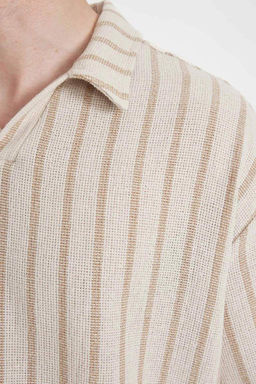 Рубашка оверсайз с воротником поло и короткими рукавами - Defacto фото 5