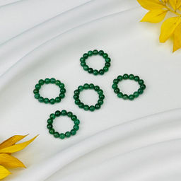 Кольцо на резинке из зеленого Кварца 16 р.