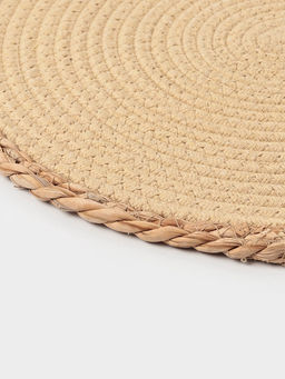 Салфетка плетёная сервировочная «Доляна. Мэг», 38×38 см, бежевая