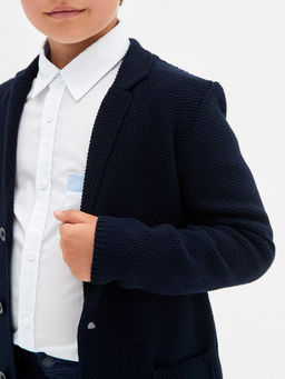 Темно-синий пиджак