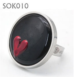 LOVE ME Кольцо SOK010