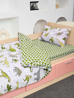 Постельное белье детское поплин с простыней на резинке - Юрский период 145*112; 80*160*20; 40*60