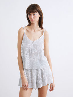 V Yaka ?i?ekli Ask?l? Kad?n ?ortlu Pijama Tak?m?