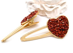 Зажим для волос Сердце с натуральной красной яшмой 7,5*3,3*2см