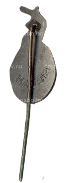 Значок Воин с мечом