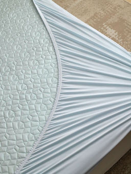 Одеяло Mency Tencel с наматрасником с наволочками ODMNAMT04