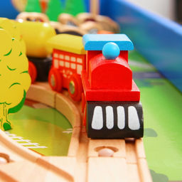 Железная дорога, 108 элементов, стол в комплекте - Simaland фото 6