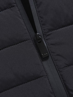 Куртка мужская стёганая с капюшоном с графеновой подкладкой черного цвета 9625_1Ch