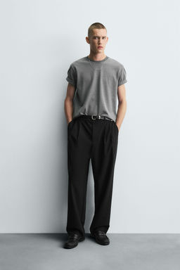 PLEATED WIDE-LEG TROUSERS