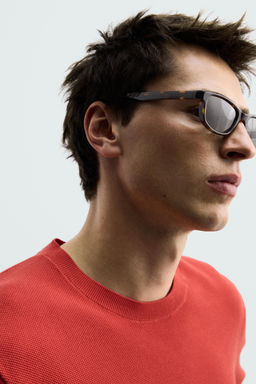 CAMISETA PUNTO RELAXED FIT / Rojo