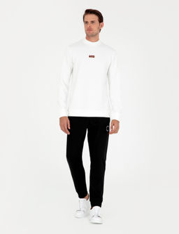 Beyaz Regular Fit Sweatshirt