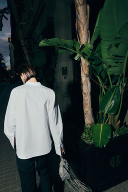 Camisa de esmoquin con cuentas decorativas - H&m фото 4
