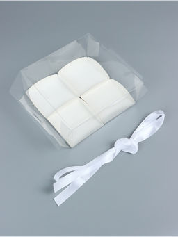 Коробка для пирожных 4 штуки, белая, 20×20×10 см