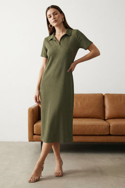 Haki Polo Yaka K?sa Kol Midi Burumcuk/Dokulu Orme Elbise TWOSS24EL00478