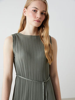 Bisiklet Yaka Dokulu Krinkle Elbise