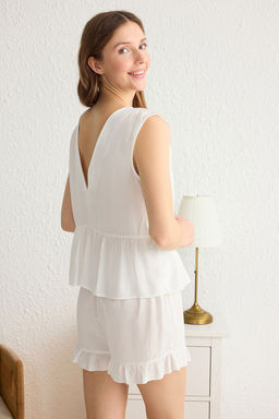 Trendyolmilla Beyaz F?rf?r ve Baglama Detayl? Viskon Sortlu Dokuma Pijama Tak?m? THMSS25PT00057 фото 6