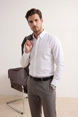 Beyaz Normal Kal_p/Regular Fit %100 Pamuk Yazl_k Erkek Dokuma G_mlek TMNSS26GO00023