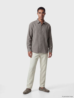 Брюки мужские стандартный крой с защипами текстурные