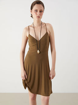 Kalp Yaka Ask?l? A Kesim Elbise