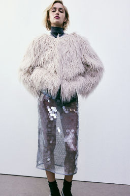 Falda midi de lentejuelas