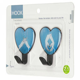 Крючок на липучке "Руки" металлический с ПВХ вставкой, 2 штуки, 6,3х4,8х2,5см, форма "сердце", в блистере (Китай)