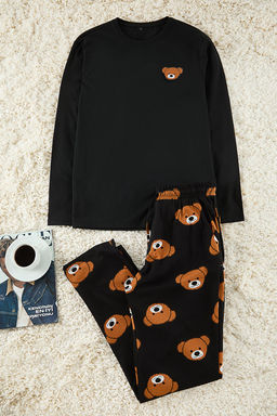 TRENDYOL MAN Siyah Regular Fit Ay?c?k Bask?l? Orme Pijama Tak?m? TMNAW25PT00054