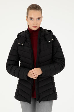 Женское черное пальто