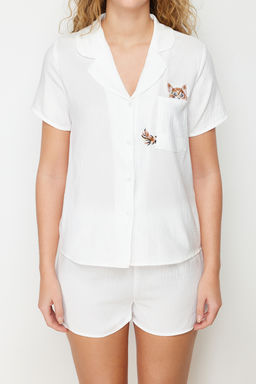 Trendyolmilla Beyaz Kedi Nak?sl? Sortlu Dokuma Pijama Tak?m? THMSS24PT00123  фото 5