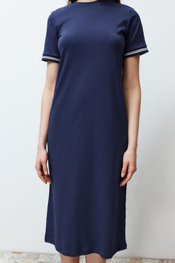 TRENDYOLMILLA Lacivert Triko Bant Detayl? Bisiklet Yaka K?sa Kol Esnek Midi Orme Maxi Elbise TWOSS24EL00121  фото 8