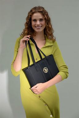 Женская черная сумка