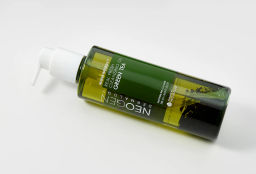 Dermalogy Real Fresh Cleansing Oil Green Tea - Успокаивающее гидрофильное масло с зелёным чаем , 285 мл