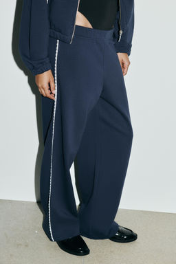 WIDE PLUSH TROUSERS WITH LACE - Zara фото 3