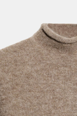 SOFT KNIT SHORT SLEEVE JUMPER - Zara фото 14