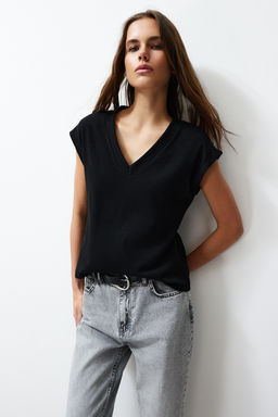 Siyah Viskoz/Yumusak Kumas Fitted/Vucuda Oturan Ay Kol V Yaka Esnek Orme Bluz TWOSS24BZ00433
