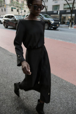 BELTED CREPE MIDI DRESS - Zara фото 4