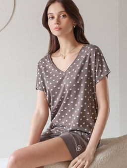 Свободная футболка с V-вырезом и цельнокроеным рукавом из 100% хлопка с принтом