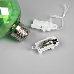Набор ёлочных шаров Акценты зелёного, 3 шт, d=7 см, 3 LED, от батареек AG139, свечение тёплое белое - Luazon lighting фото 3