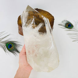 Кристалл из Горного Хрусталя на подставке