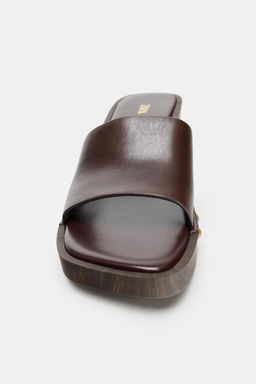 SANDALIA PIEL TACHAS / Marr?n - Zara фото 5