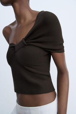 ASYMMETRIC KNIT TOP - Zara фото 16
