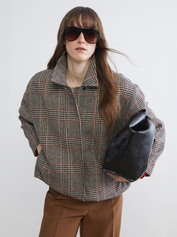 G?mlek Yaka Bal?ks?rt? Desenli Kad?n Ka?e Ceket