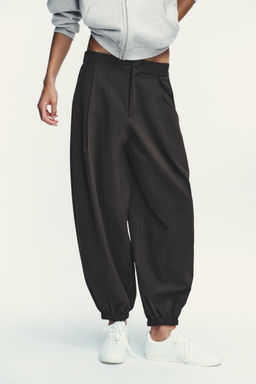 PINSTRIPE PLEATED BALLOON TROUSERS