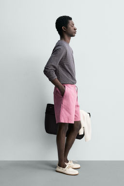 BERMUDA LAVADA REGULAR FIT / Rosa