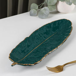 Блюдо керамическое сервировочное «Рапсодия. Лист», 36×12×4 см, бирюзовое