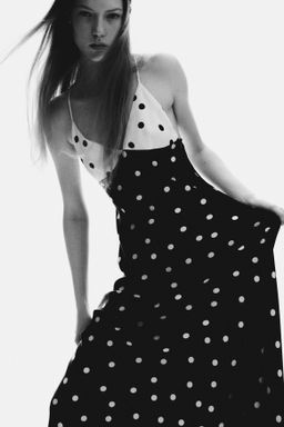 Vestido de sat?n con tirantes espagueti - H&m фото 3