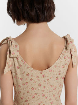 Платье женское бежевое с цветочным принтом